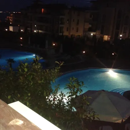 Royal Palm Apartahotel 2*
