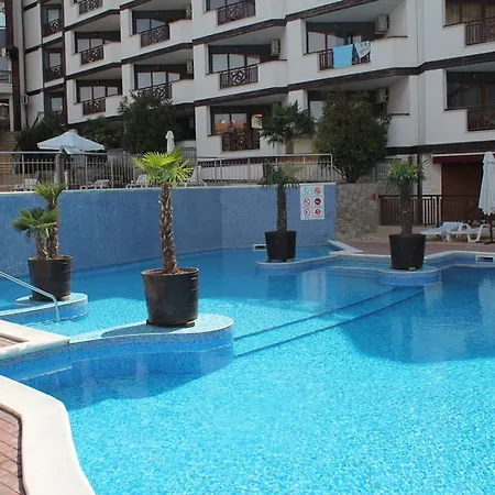 Apartahotel Royal Palm Sveti Vlas