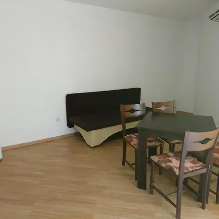 Lägenhetshotell Royal Palm 2*